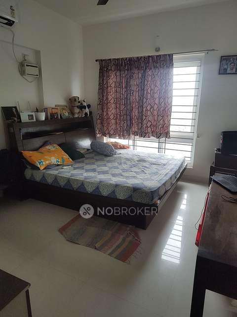 3 BHK Flat In Embassy Residency For Sale  In Sholinganallur