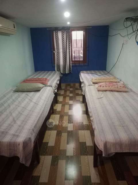 PG for Boys in Porur