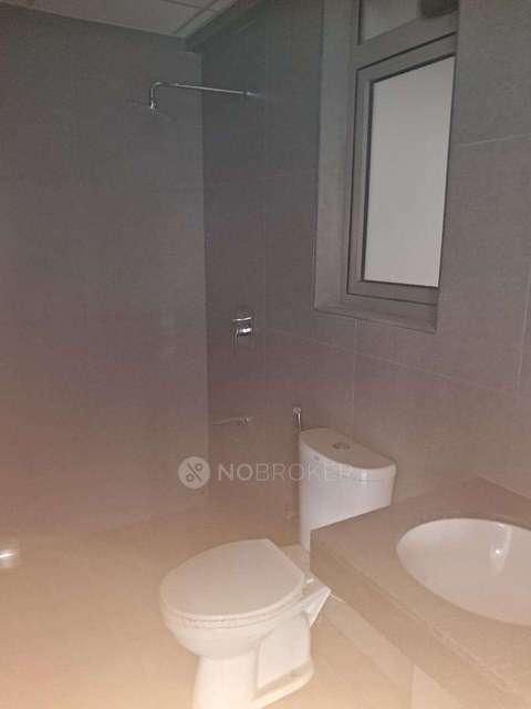 2 BHK Flat In Kalpataru Paramount For Sale  In Thane