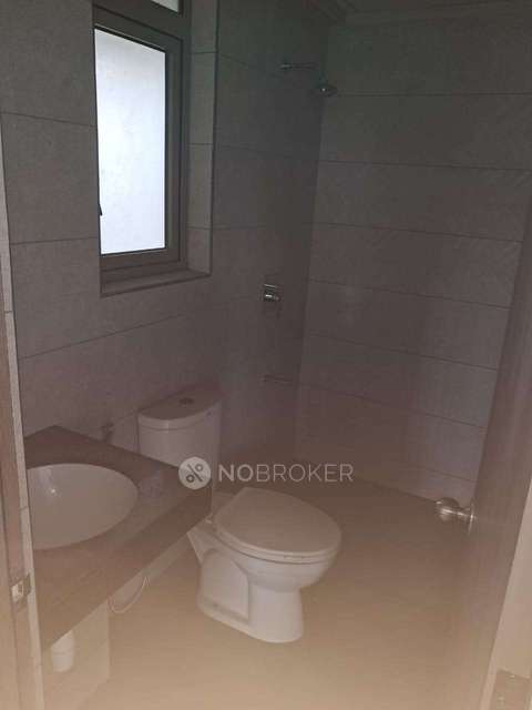 2 BHK Flat In Kalpataru Paramount For Sale  In Thane