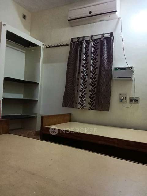 PG for Girls in Kolathur