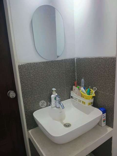 Single Room for Male In 2 BHK  In Near Bharat Mata Chawk In Pimpri-chinchwad