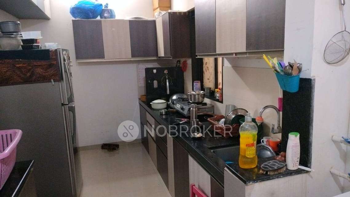 2 BHK Flat In Kalpataru Serenity For Sale  In Manjri Bk