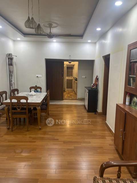 3 BHK Flat In Mig Janakpuri For Sale  In Janakpuri