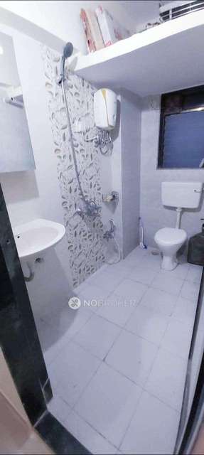 1 BHK Flat In Sudarshan Coperative Housing Society For Sale  In Parel