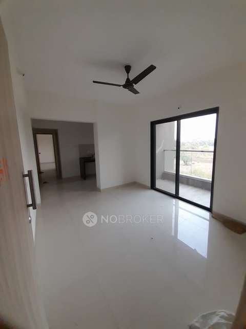 2 BHK Flat In Kohinoor Sapphire 2 for Rent  In Tathawade