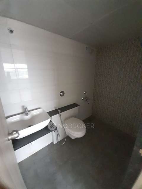 2 BHK Flat In Kohinoor Sapphire 2 for Rent  In Tathawade