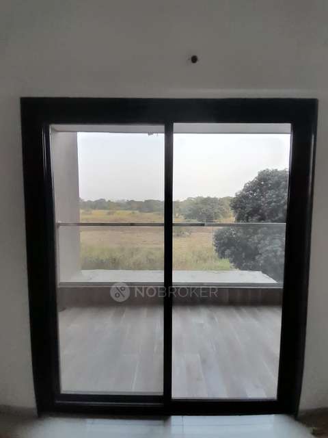 2 BHK Flat In Kohinoor Sapphire 2 for Rent  In Tathawade