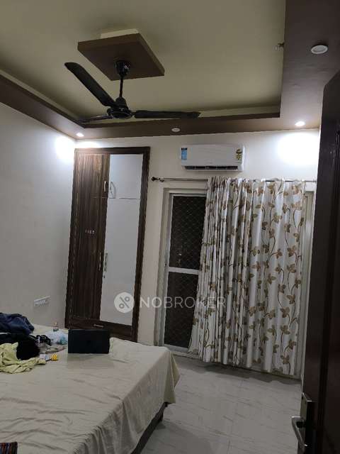 3 BHK Flat In Nimbus Express Park View 2 For Sale  In Chi V