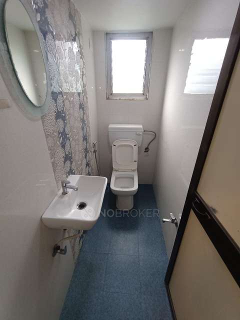 1 BHK Flat In Sairam Apartment For Sale  In Malad West