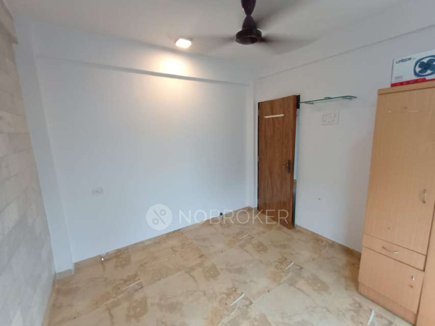 1 BHK Flat In Sairam Apartment For Sale  In Malad West