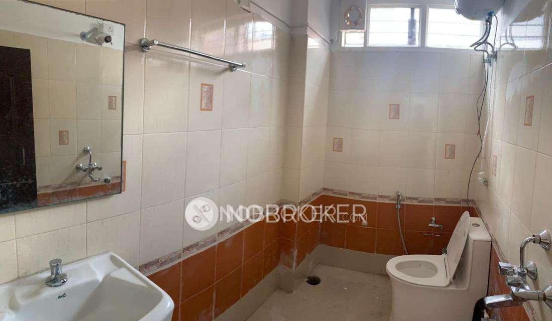 3 BHK Flat In Nafees Residency  For Sale  In Somajiguda