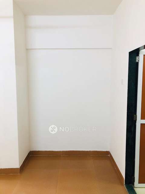 2 BHK Flat In Db Ozone For Sale  In Dahisar East