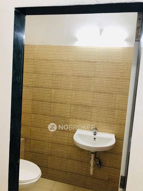 2 BHK Flat In Db Ozone For Sale  In Dahisar East