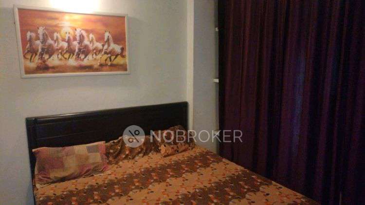 1 RK Flat In Standlaone Building for Rent  In Sector 33