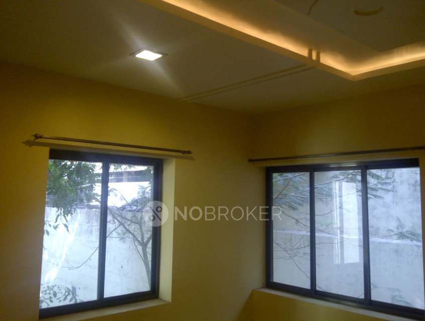 2 BHK Flat In Nishat Chs For Sale  In Malabar Hill