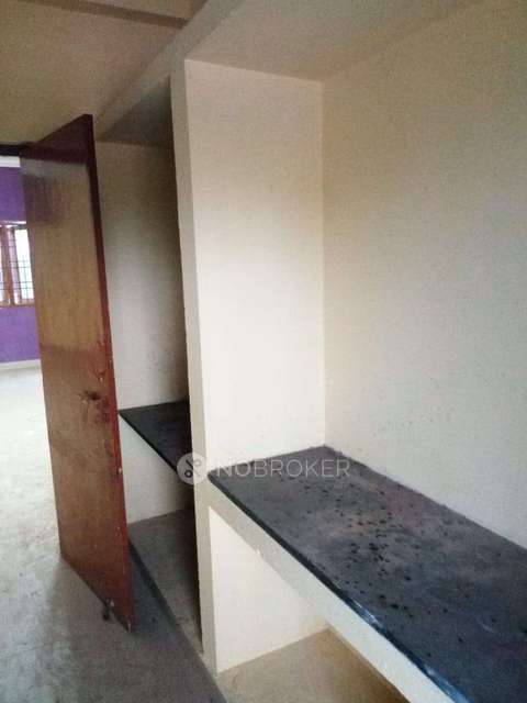 2 BHK Flat In Gajalakshmi For Sale  In Royapettah