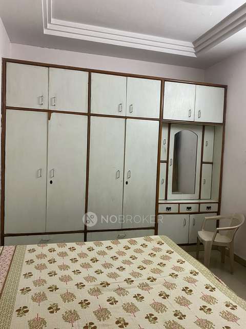 PG for Girls in  Sector 14