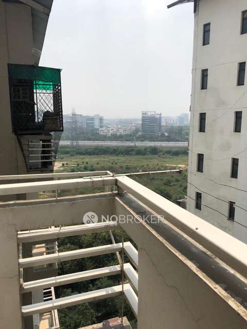 3 BHK Flat In Krishna Apra Gardens For Sale  In Indirapuram