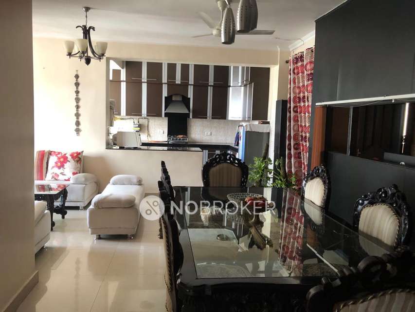 3 BHK Flat In Krishna Apra Gardens For Sale  In Indirapuram