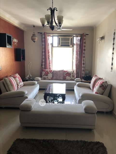 3 BHK Flat In Krishna Apra Gardens For Sale  In Indirapuram