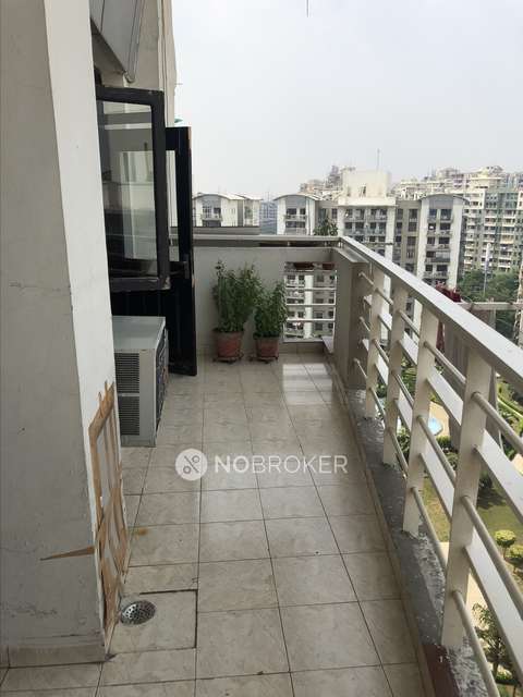 3 BHK Flat In Krishna Apra Gardens For Sale  In Indirapuram