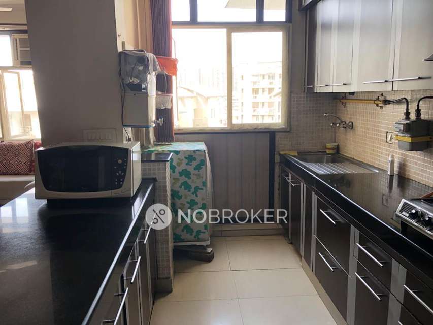 3 BHK Flat In Krishna Apra Gardens For Sale  In Indirapuram