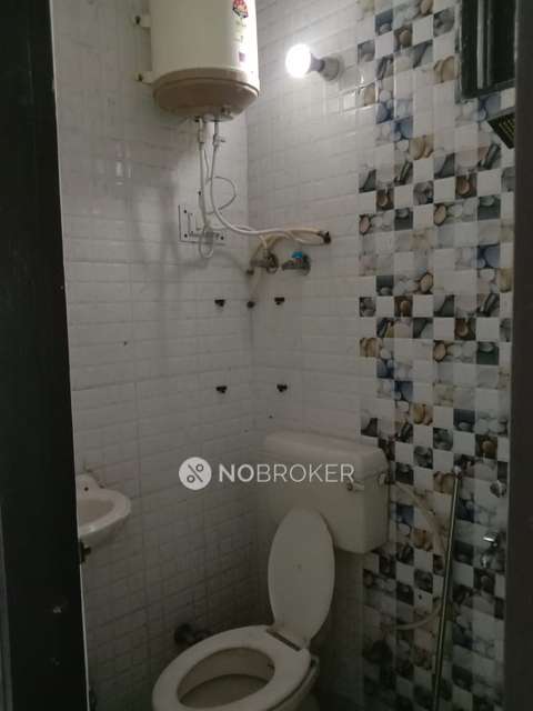 2 BHK Flat For Sale  In  Dilshad Garden