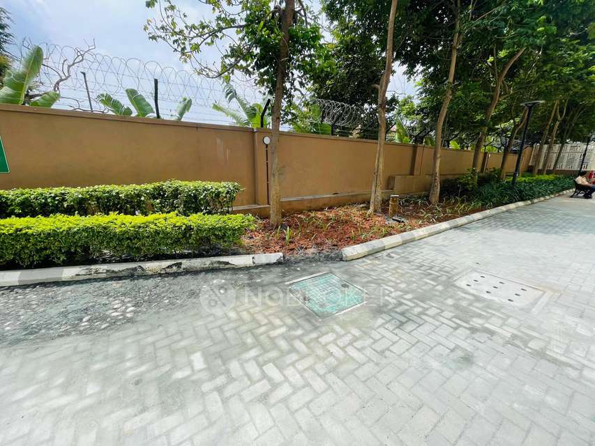 3 BHK Flat In Prestige Fontaine Bleau For Sale  In Whitefield