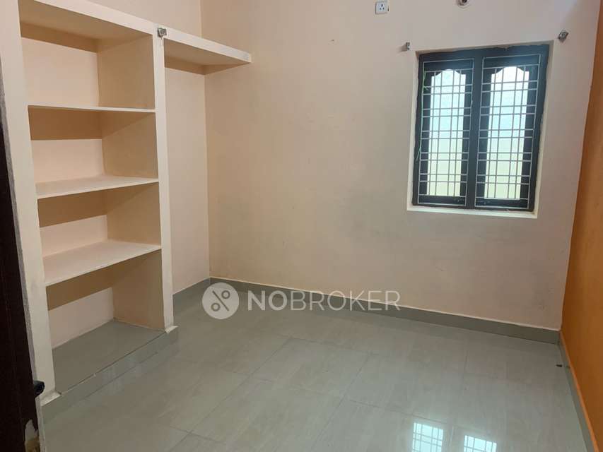 2 BHK Flat In Standalone Building. for Rent  In Serilingampally
