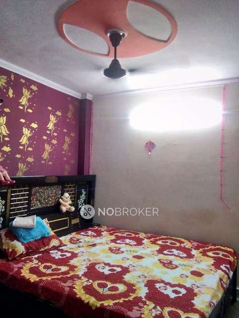 1 BHK Flat For Sale  In Laxmi Nagar
