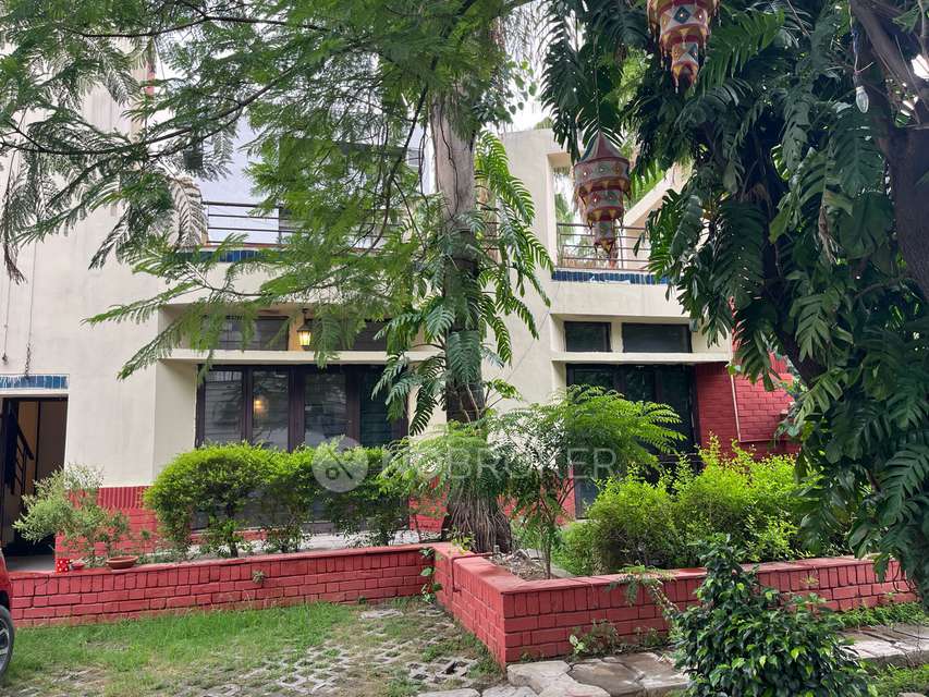 3 BHK Villa In Nirvana Country Gurgaon for Rent  In Sector-50