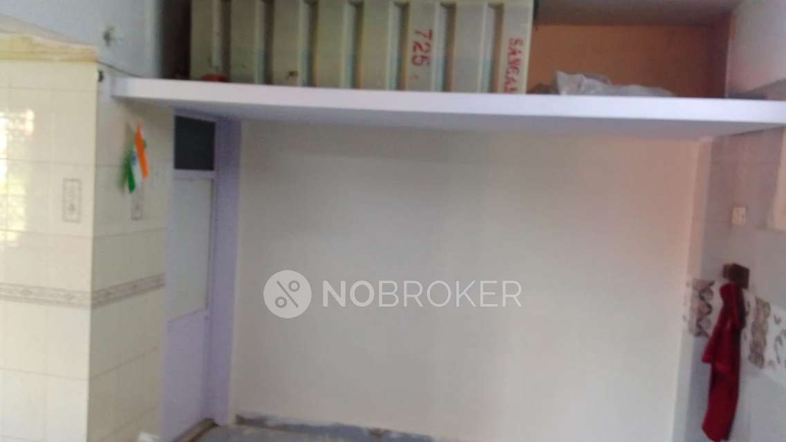 1 RK Flat For Sale  In Goregaon West