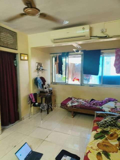 1 BHK Flat In Neelratna Co-operative Housing Society For Sale  In  Andheri East