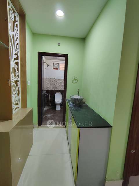 2 BHK Flat In  Gayatri Residency For Sale  In Gayatri Nagar, Allapur, Borabanda
