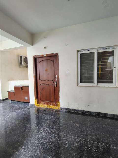 2 BHK Flat In  Gayatri Residency For Sale  In Gayatri Nagar, Allapur, Borabanda