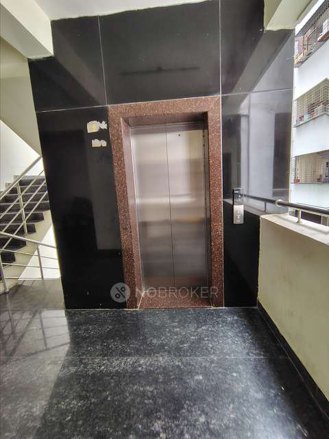 2 BHK Flat In  Gayatri Residency For Sale  In Gayatri Nagar, Allapur, Borabanda