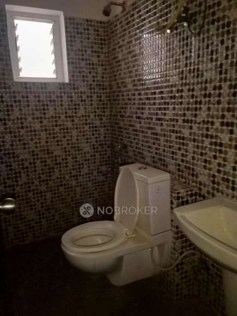 2 BHK Flat In Smd Beverly Hills For Sale  In Singasandra