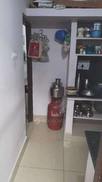 2 BHK Flat In Nirmal Ratna Apartments, Chanda Nagar For Sale  In Chanda Nagar