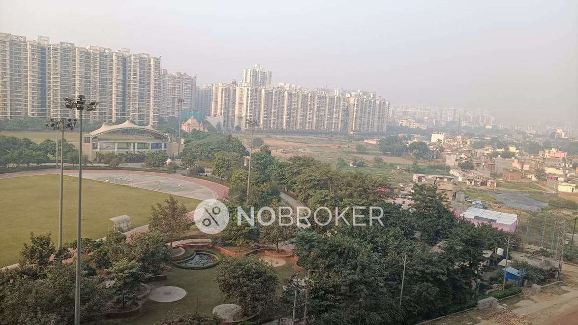 2 BHK Flat In Gaur 7th Avenue for Rent  In 7th Avenue