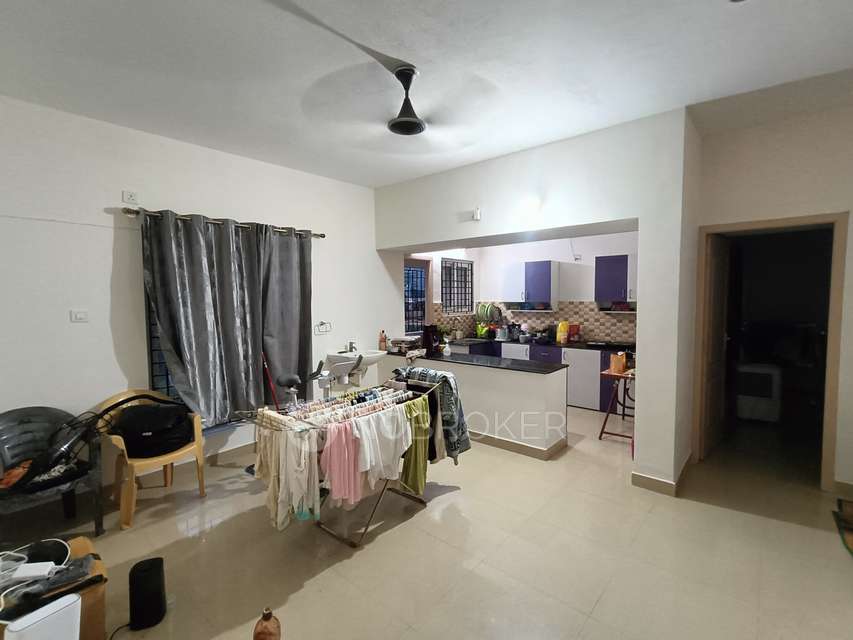 3 BHK Flat In Color Berry Apartment For Sale  In Padur 