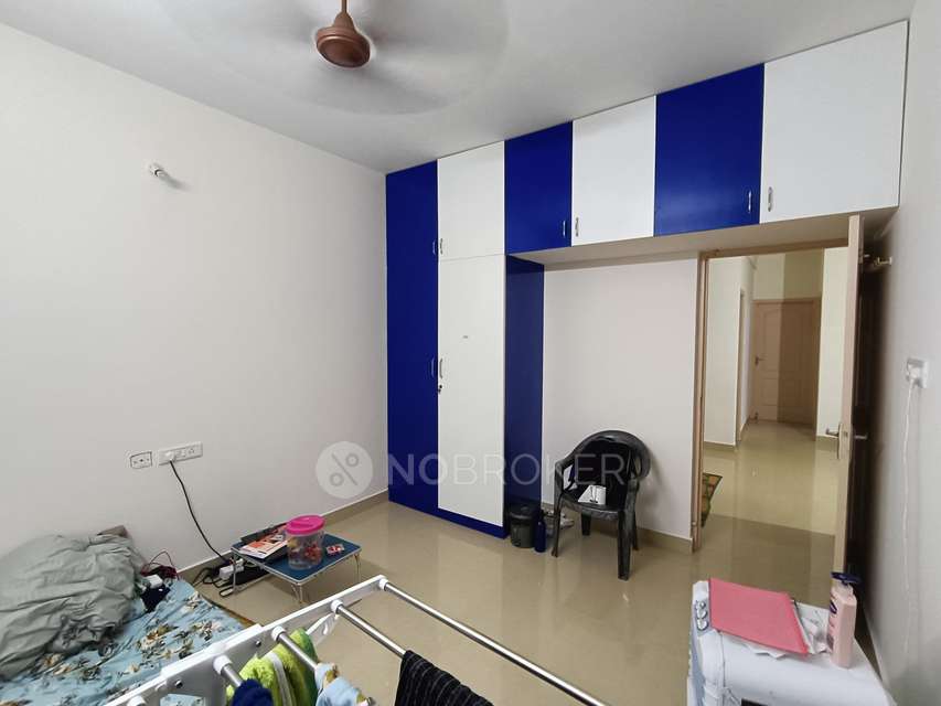 3 BHK Flat In Color Berry Apartment For Sale  In Padur 