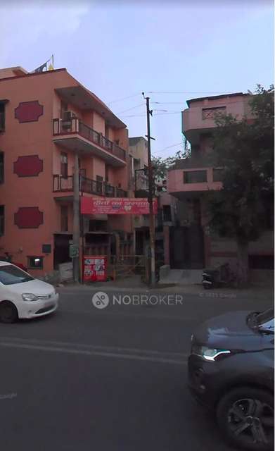 PG for Girls in Sector 10,