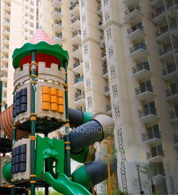 2 BHK Flat In Prateek Grand City  For Sale  In Indrapuram