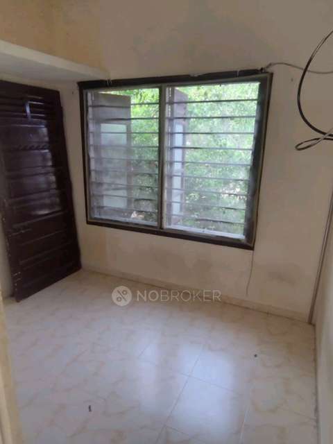 1 BHK Flat In Elahibax Building for Rent  In Ellahibax Building,rno8, Near Kazi Masjid Building, Mahim Bazar, Kapad Bazar, Mahim West, Mahim, Mumbai, Maharashtra 400016, India