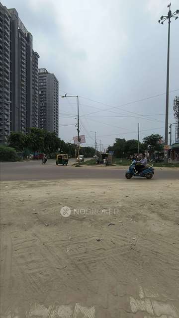 Shop in Indirapuram, Ghaziabad for Rent 