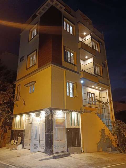 4 BHK Flat In Standalone  Building  For Sale  In Banashankari