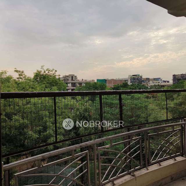 3 BHK Flat In Balaji Appartment  For Sale  In Sahibabad