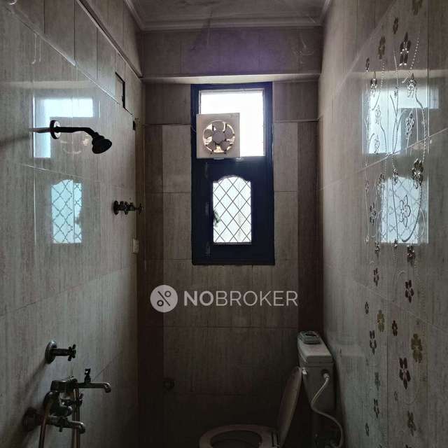 3 BHK Flat In Balaji Appartment  For Sale  In Sahibabad