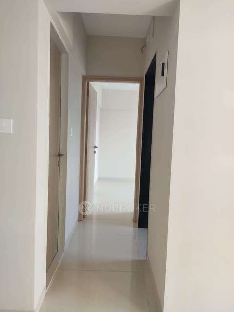 1 BHK Flat In Sugee Atharva For Sale  In Dadar West